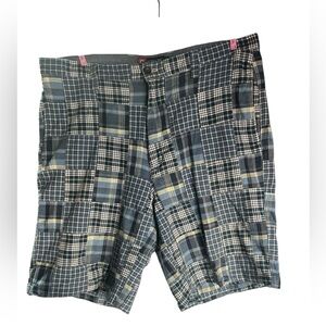 CHAPS PLAID SHORTS MEN 36 MULTICOLORED BLUES COSTAL PREPPY CAUSAL RESORTWEAR